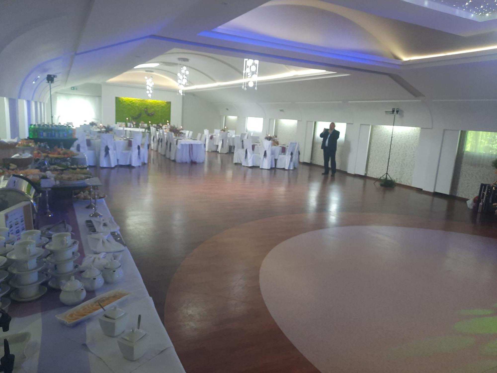 Dwor Wapowce Hotel Ngoại thất bức ảnh