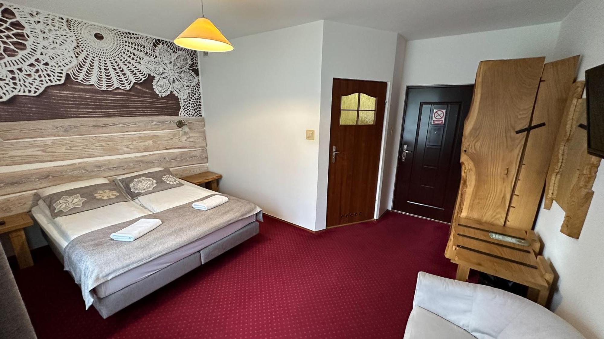 Dwor Wapowce Hotel Ngoại thất bức ảnh