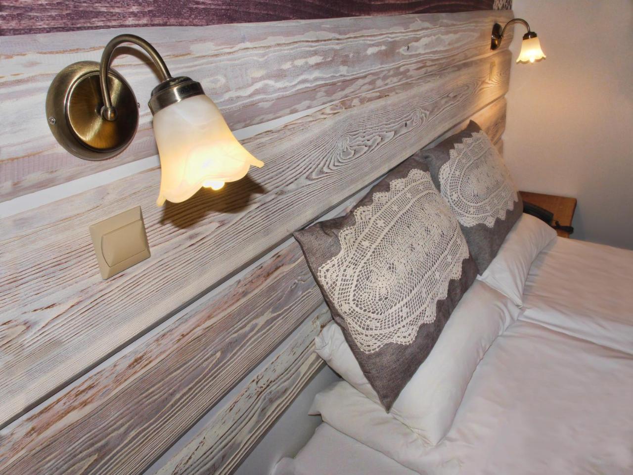 Dwor Wapowce Hotel Ngoại thất bức ảnh